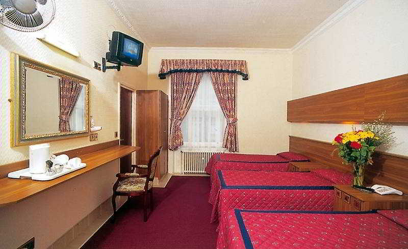 Park Avenue J Hotel London Hyde Park Exterior photo